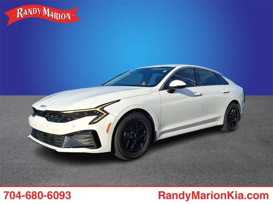 2025 Kia K5 LXS photo 1
