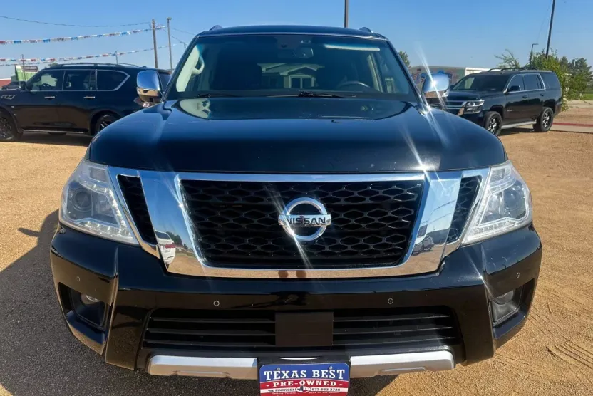 2017 Nissan Armada Platinum photo 1