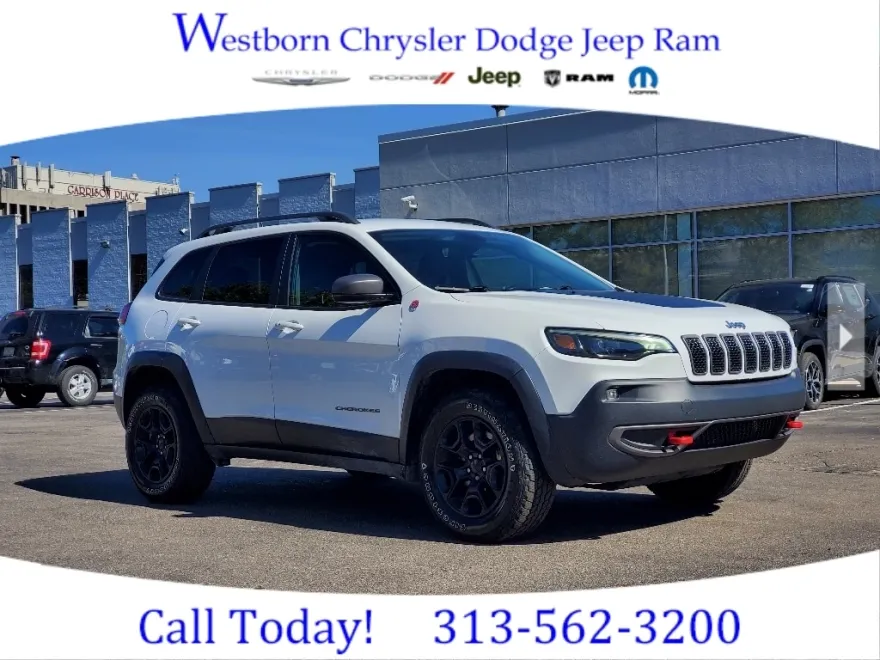2020 Jeep Cherokee Trailhawk photo 1