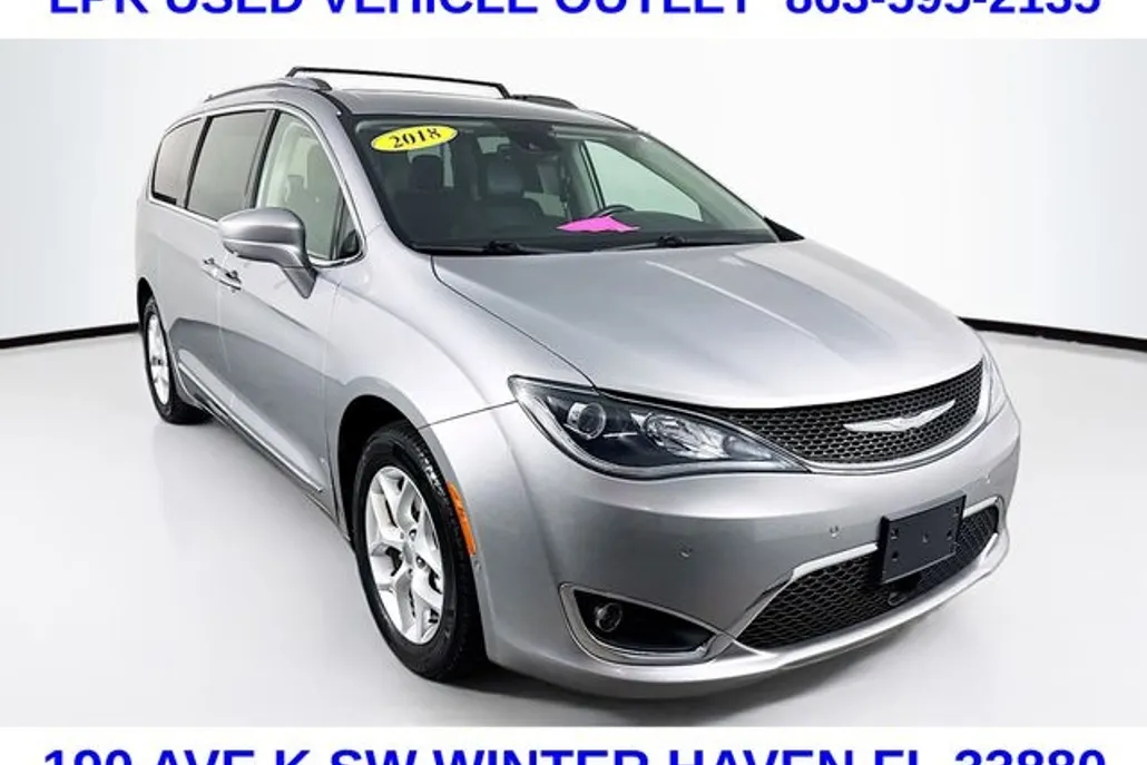 2018 Chrysler Pacifica Touring Plus photo 1