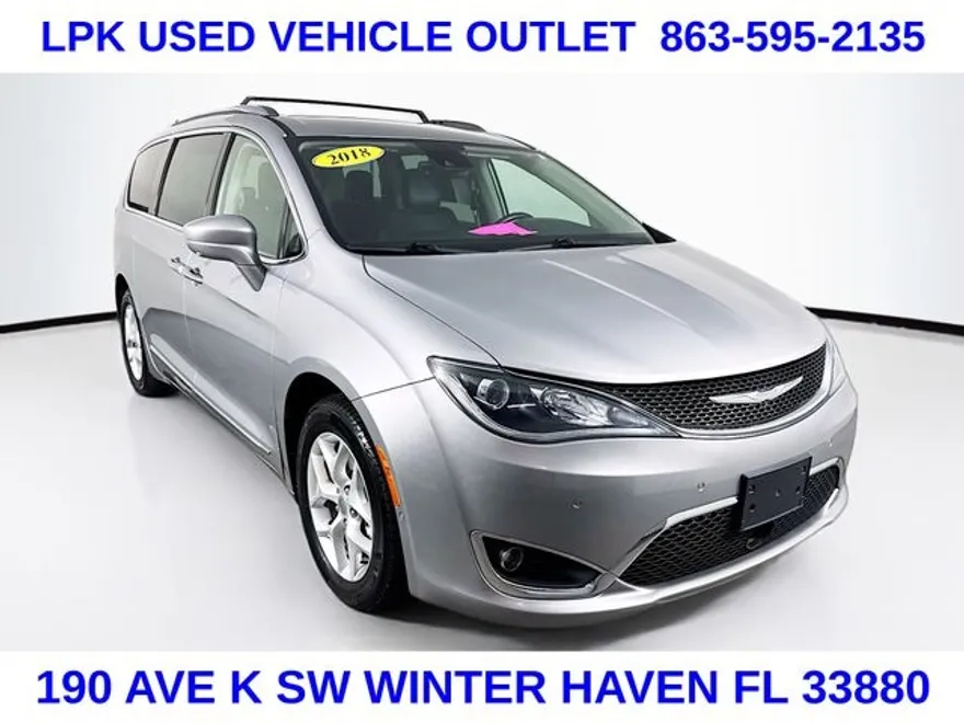 2018 Chrysler Pacifica Touring Plus photo 1