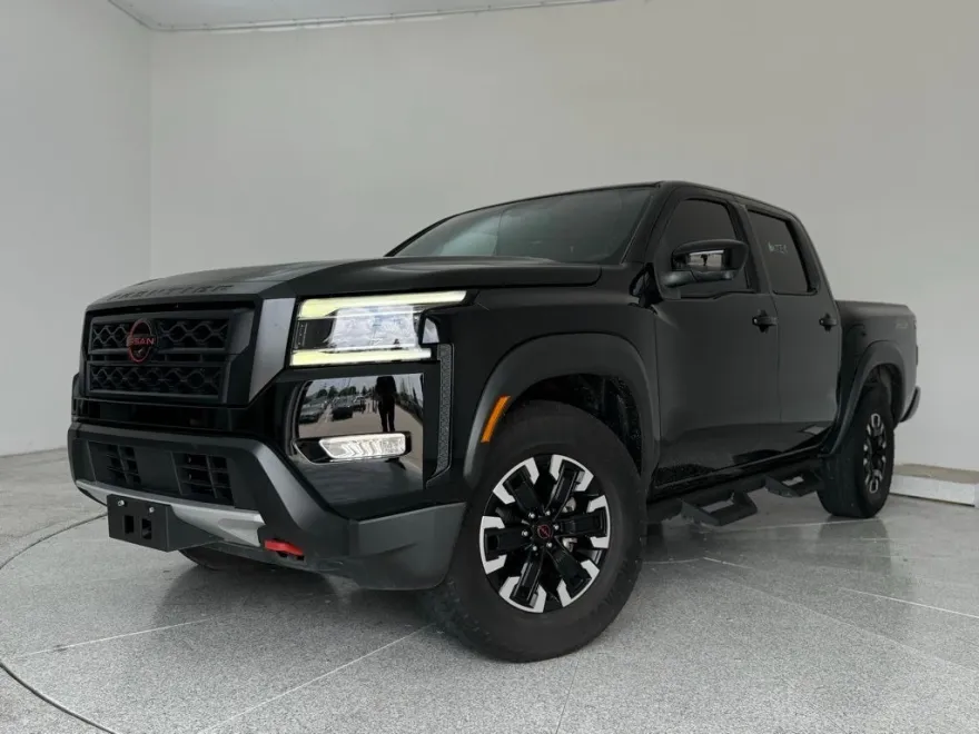 2023 Nissan Frontier PRO-X photo 1