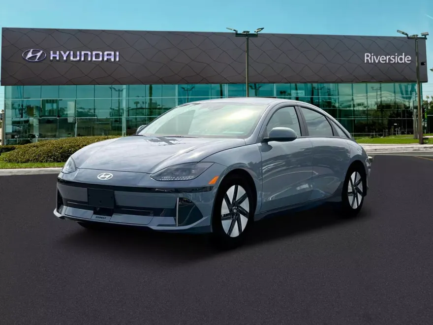 2025 Hyundai Ioniq 6 SE photo 1