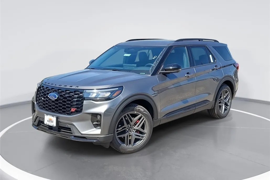 2025 Ford Explorer ST photo 1
