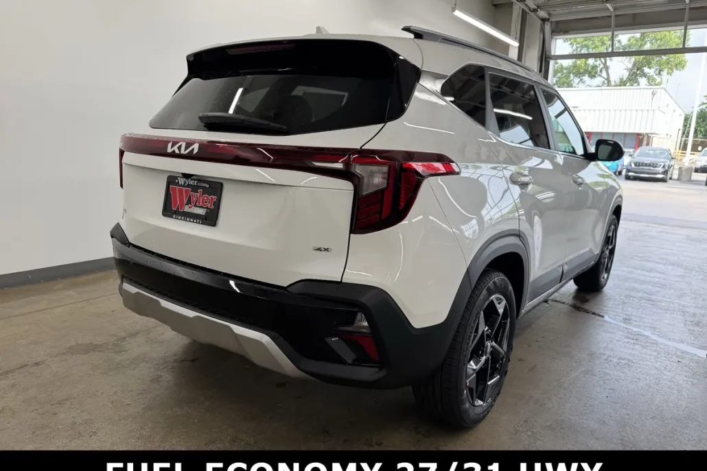 2026 Kia Seltos EX photo 1