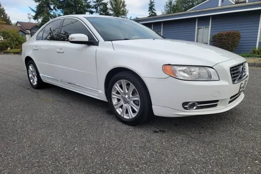 2010 Volvo S80 photo 1