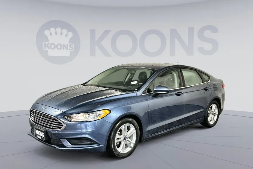 2018 Ford Fusion SE photo 1