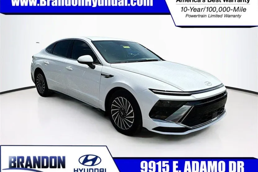 2025 Hyundai Sonata Hybrid SEL photo 1