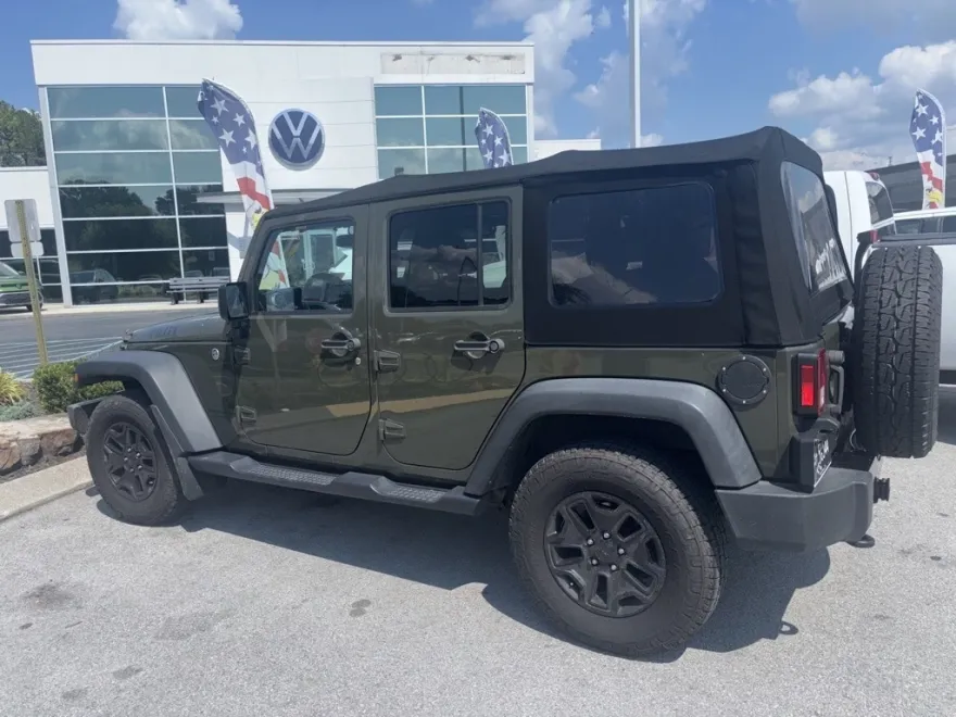 2015 Jeep Wrangler Unlimited Sport Willys photo 1