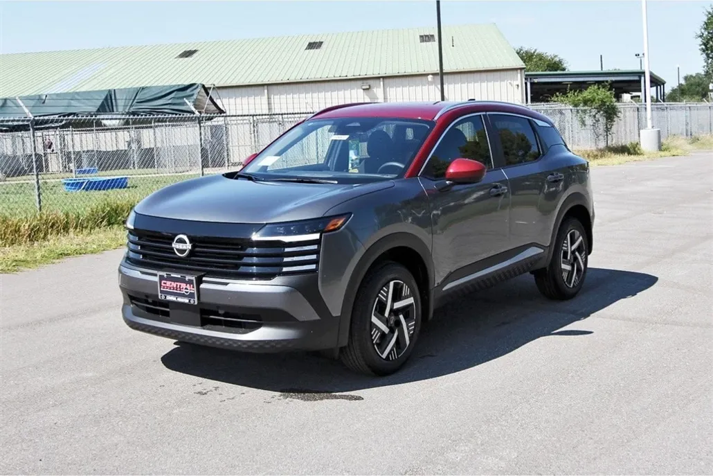 2026 Nissan Kicks SV photo 1