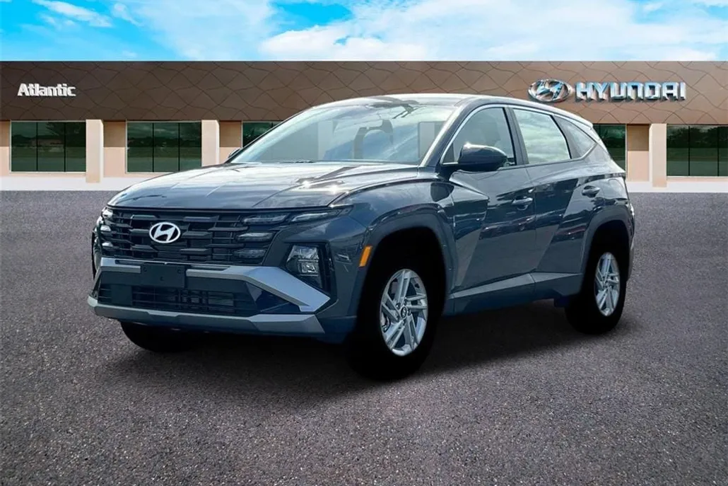 2026 Hyundai Tucson SE photo 1