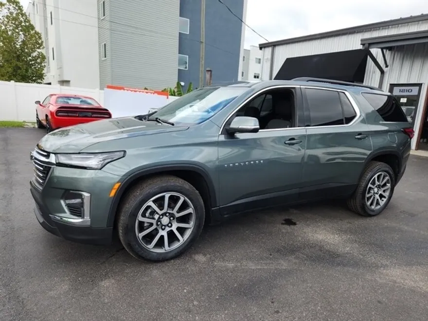 2023 Chevrolet Traverse photo 1