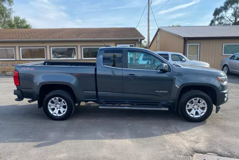 2015 Chevrolet Colorado LT photo 1