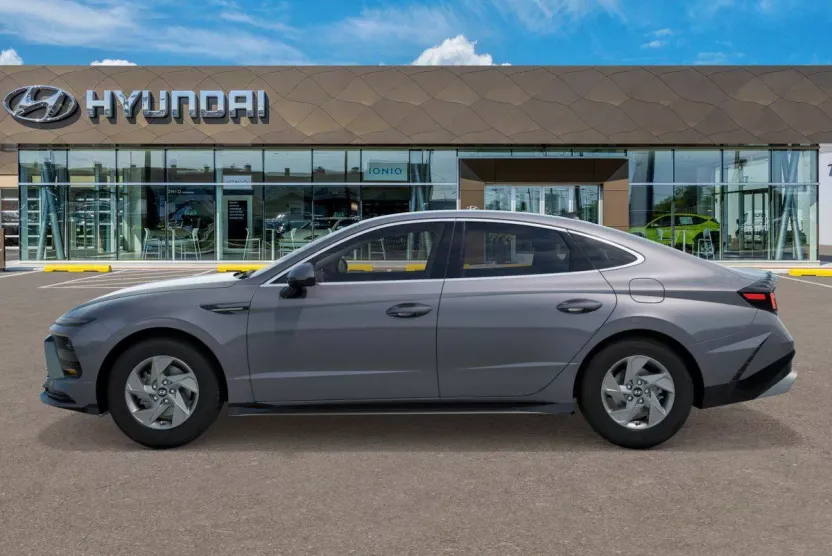 2026 Hyundai Sonata SE photo 1