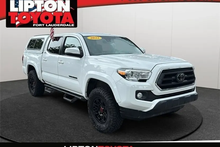 2022 Toyota Tacoma SR5 photo 1