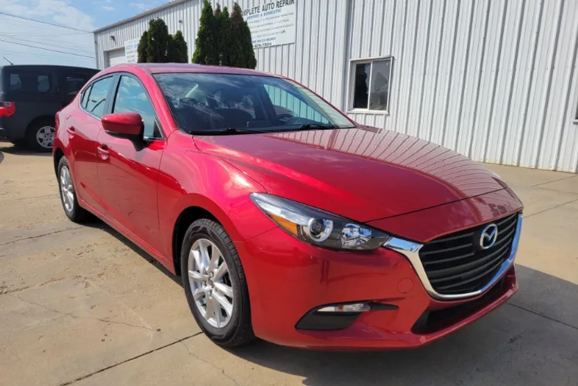 2018 Mazda Mazda3 Touring photo 1