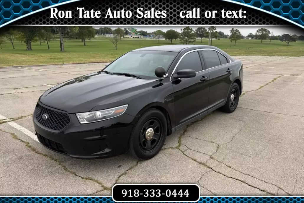 2016 Ford Taurus photo 1