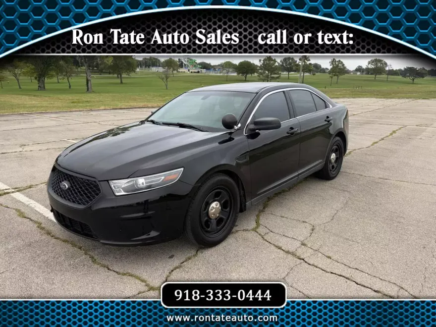 2016 Ford Taurus photo 1