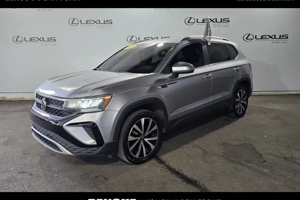 2022 Volkswagen Taos SE photo 1