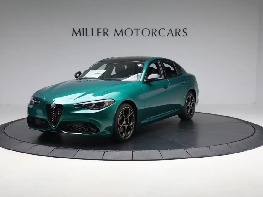 2025 Alfa Romeo Giulia SPRINT photo 1