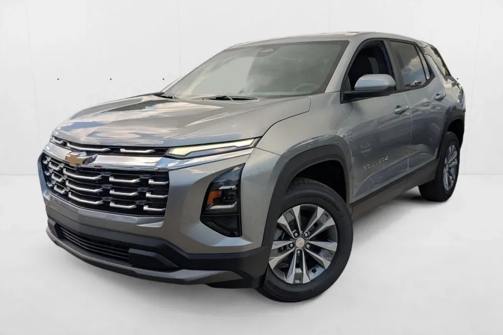 2026 Chevrolet Equinox LT photo 1