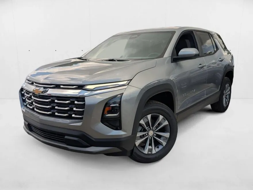 2026 Chevrolet Equinox LT photo 1