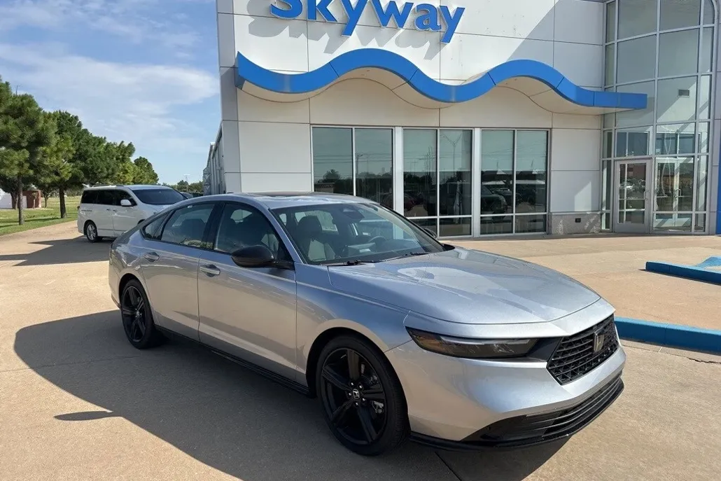 2025 Honda Accord Hybrid Sport-L photo 1