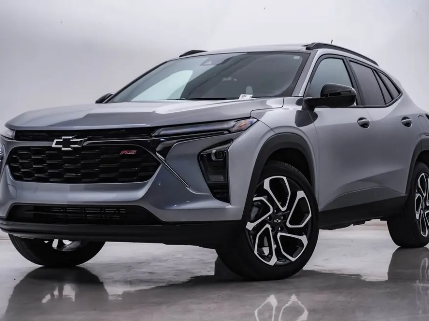 2025 Chevrolet Trax photo 1