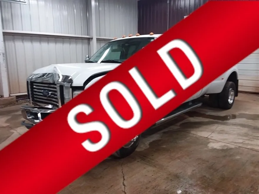 2010 Ford F-350 XL photo 1