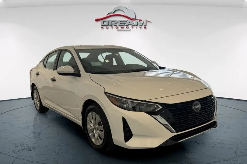 2025 Nissan Sentra S photo 1