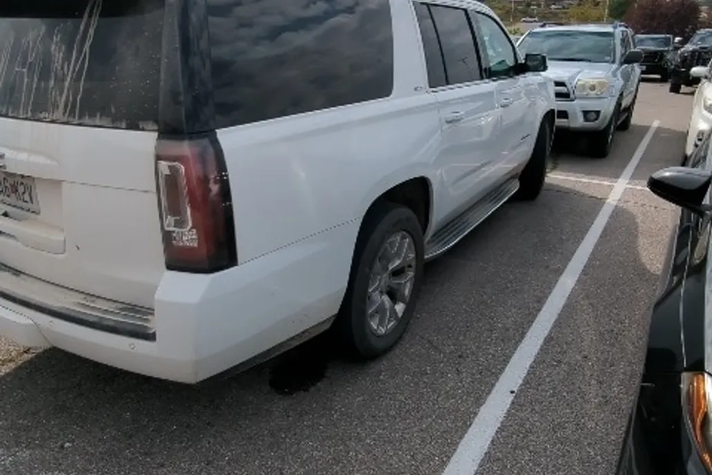 2015 Gmc Yukon XL SLT 1500 photo 1