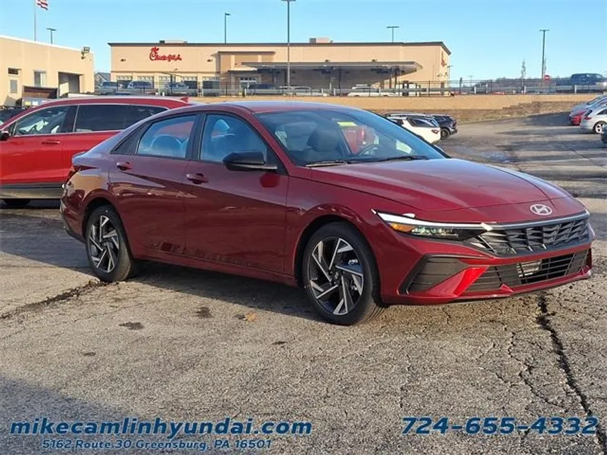2025 Hyundai Elantra SEL Sport photo 1