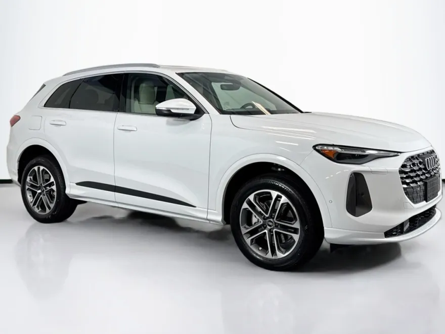 2025 Audi Q5 Premium Plus TFSI photo 1