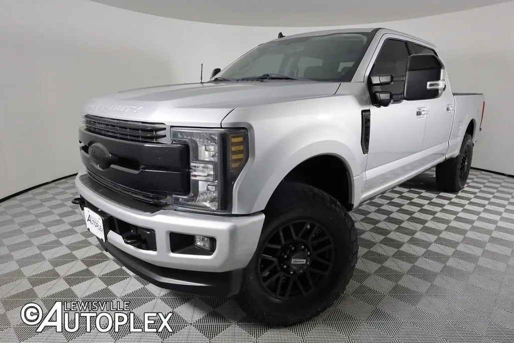 2019 Ford F-250 Lariat photo 1