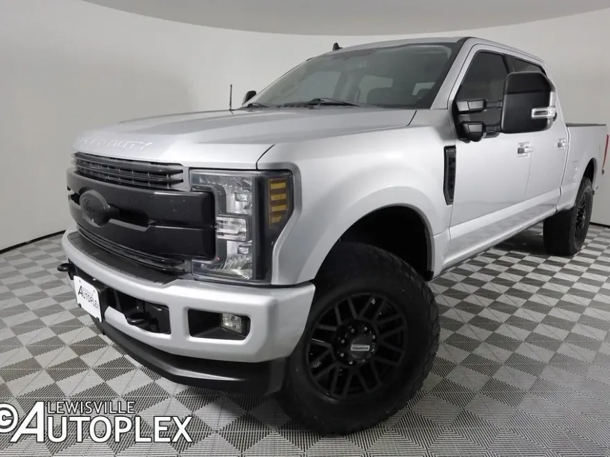 2019 Ford F-250 Lariat photo 1