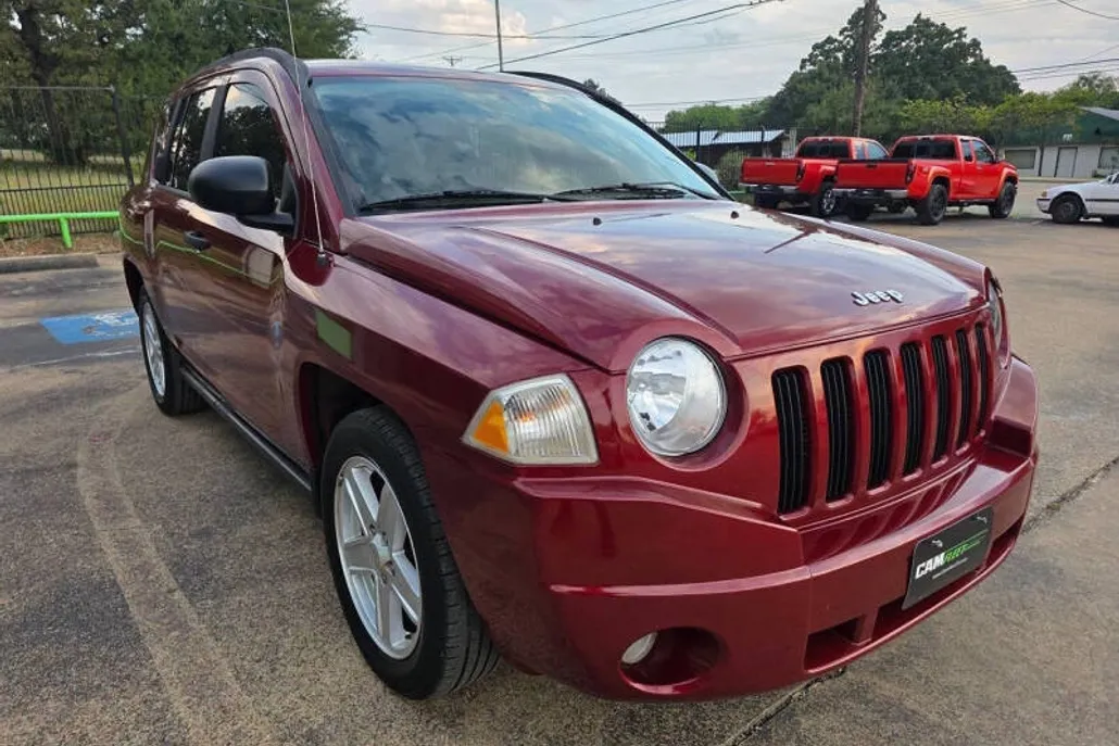 2007 Jeep Compass Sport photo 1