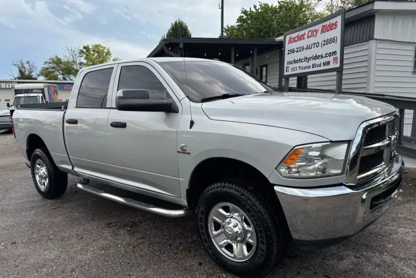 2016 Ram 3500 Tradesman photo 1
