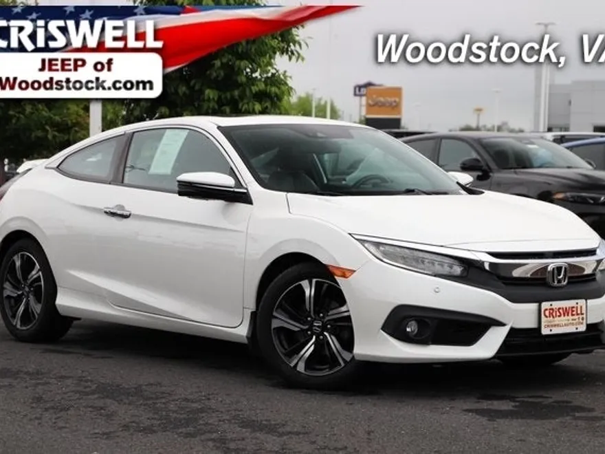 2017 Honda Civic Touring photo 1