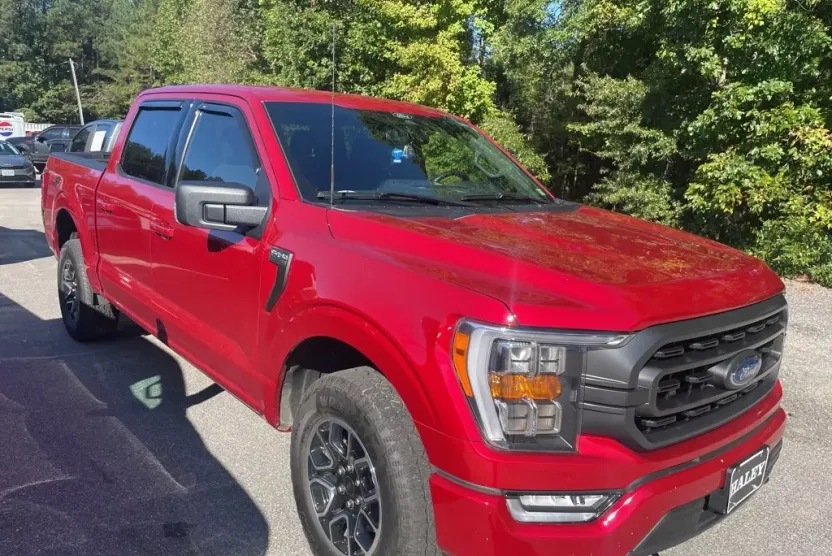 2022 Ford F-150 XLT photo 1