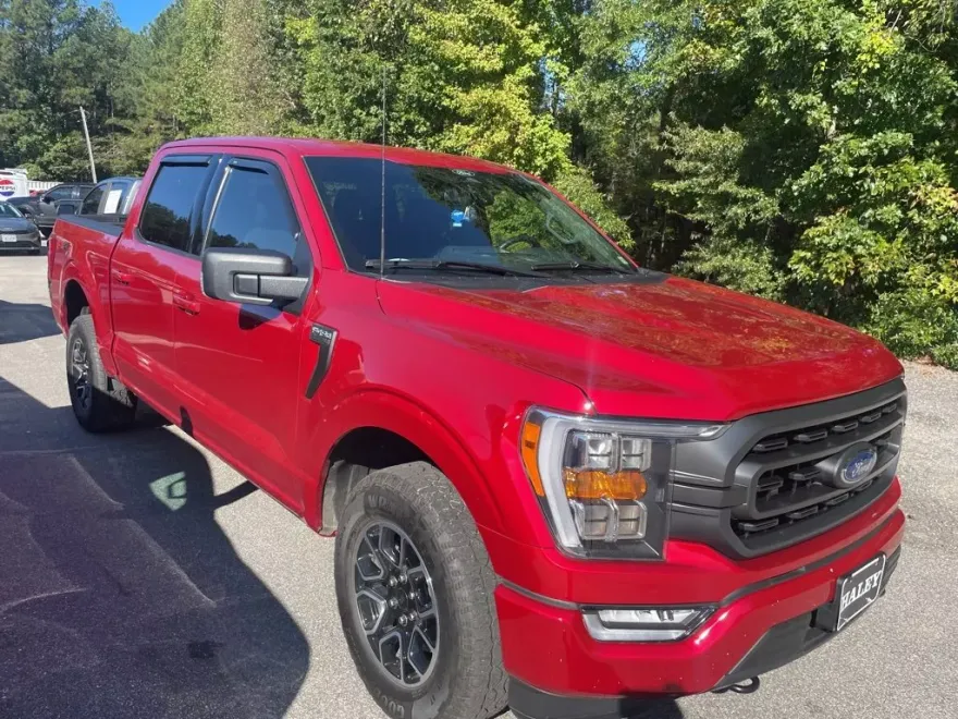 2022 Ford F-150 XLT photo 1