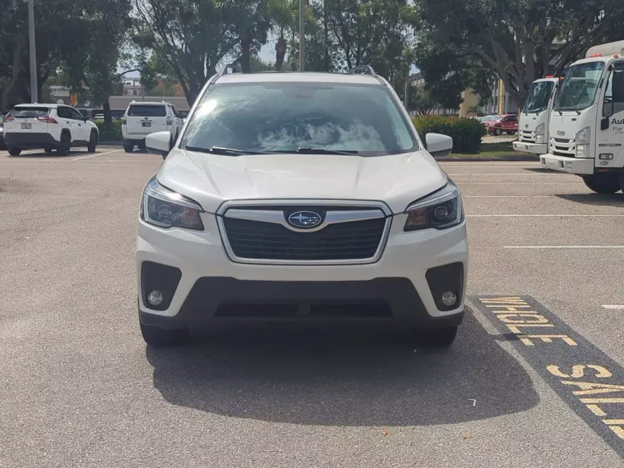 2021 Subaru Forester Premium photo 1