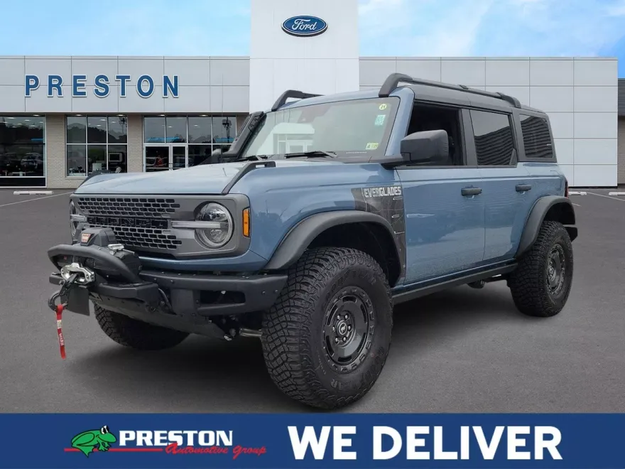 2024 Ford Bronco Everglades photo 1