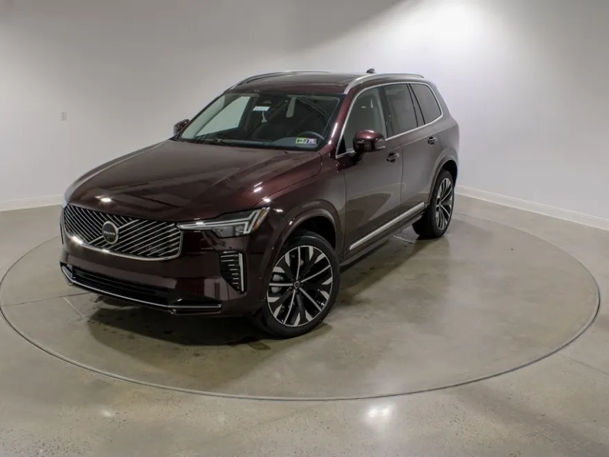 2026 Volvo XC90 Plus photo 1