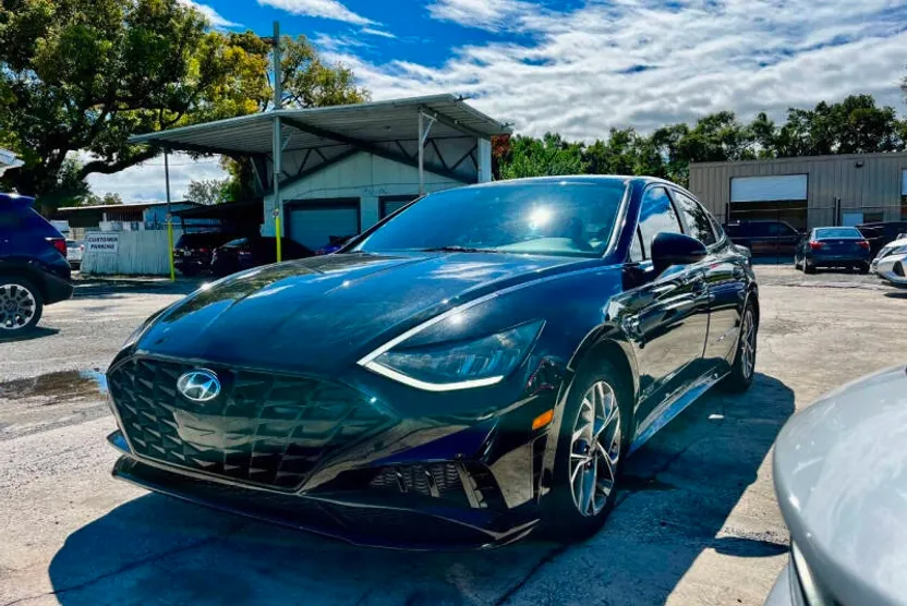 2021 Hyundai Sonata SEL photo 1