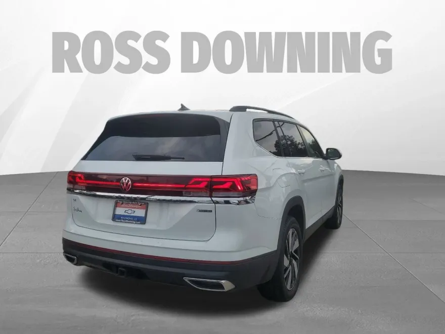2024 Volkswagen Atlas SE Technology photo 1