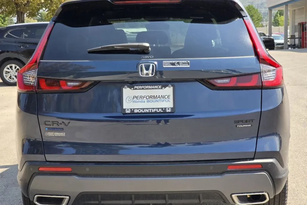 2026 Honda CR-V Hybrid Sport Touring photo 1