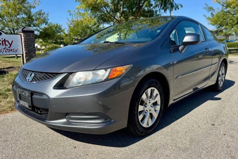 2012 Honda Civic LX photo 1