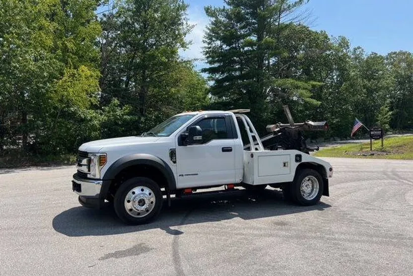 2018 Ford F-450 XLT photo 1