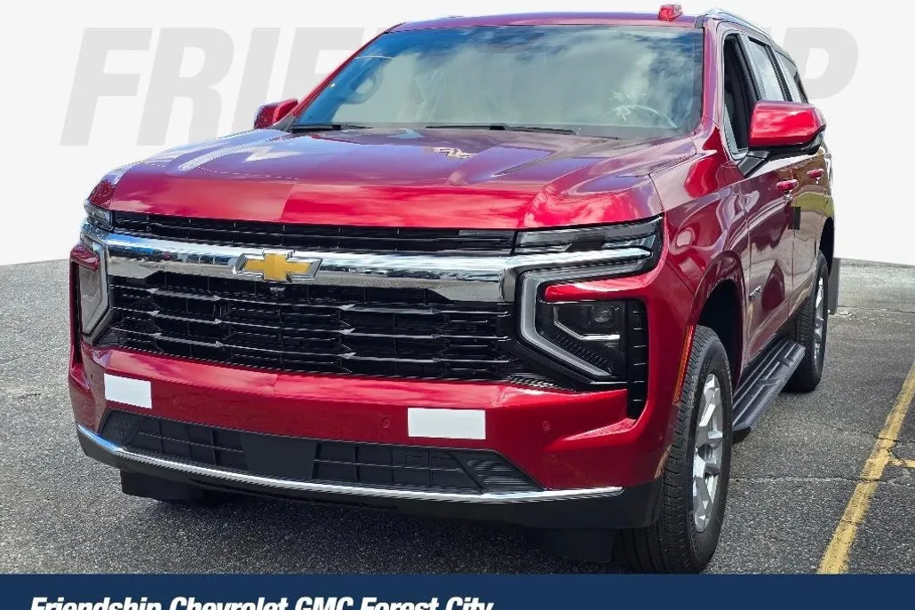 2025 Chevrolet Tahoe LS photo 1