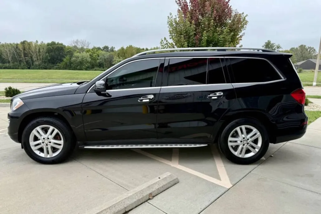 2016 Mercedes Benz GL 450 photo 1